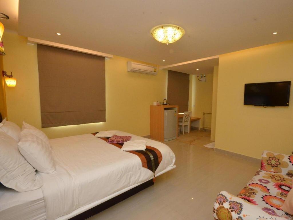 Pearl By The Sea Resort Prachuap Khiri Khan Exterior photo